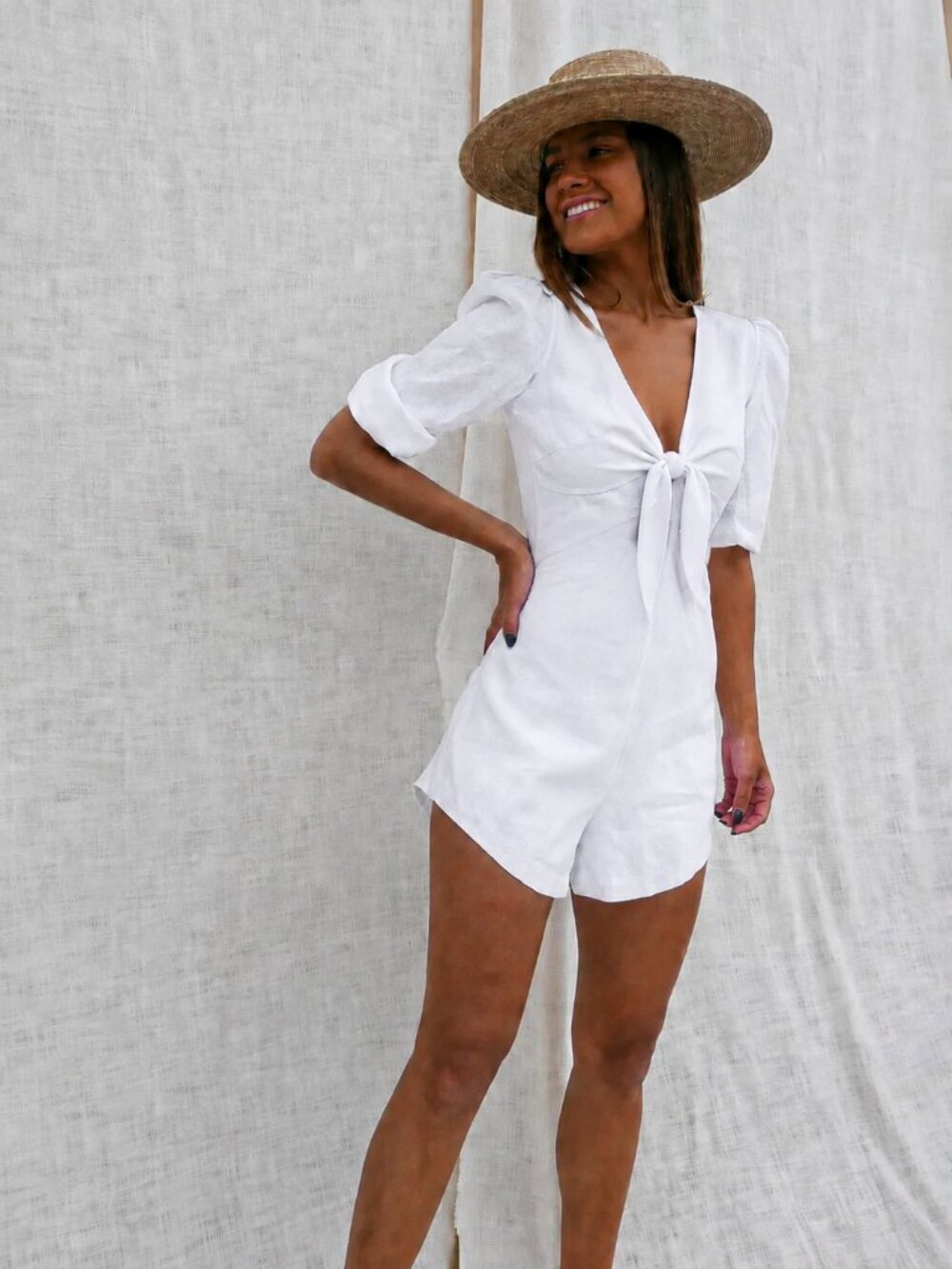 KAOA White 100% Linen V-Neck Front Tie Puff Sleeve Playsuit Romper, Size XS